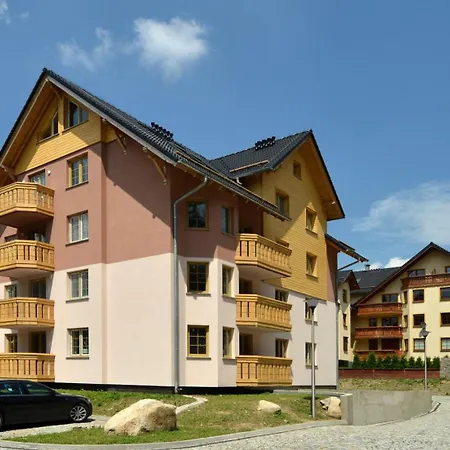 Apartment Przytulne Apartamenty Sun Seasons 24 W Szklarskiej Porebie By Noclegi Renters *