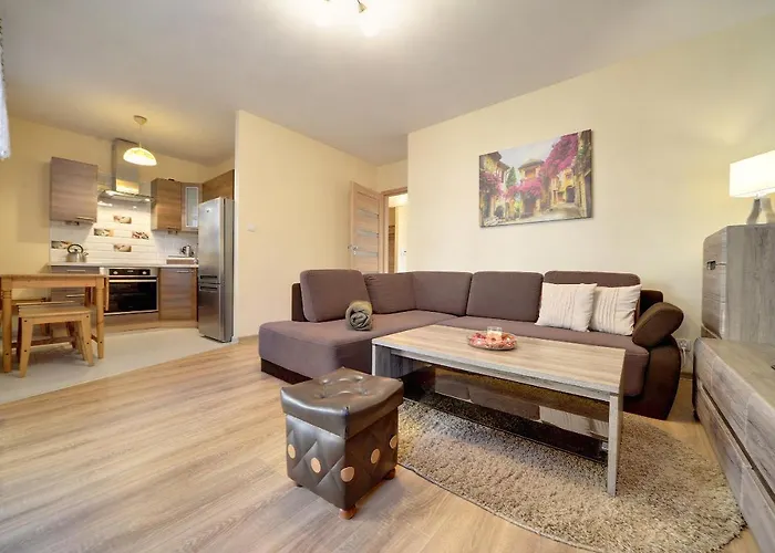 아파트 Przytulne Sun Seasons 24 W Szklarskiej Porebie By Renters 스클라르스카포렘바